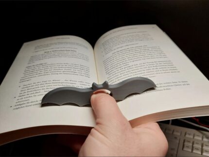 نگه دارنده صفحه کتاب مدل خفاش