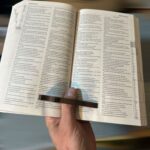 نگه‌دارنده صفحه کتاب مدل گربه